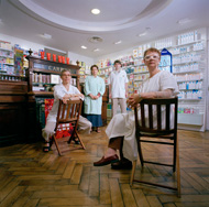 Tuomo Manninen: Saint-Louis´ Pharmacy, Paris, 2006.